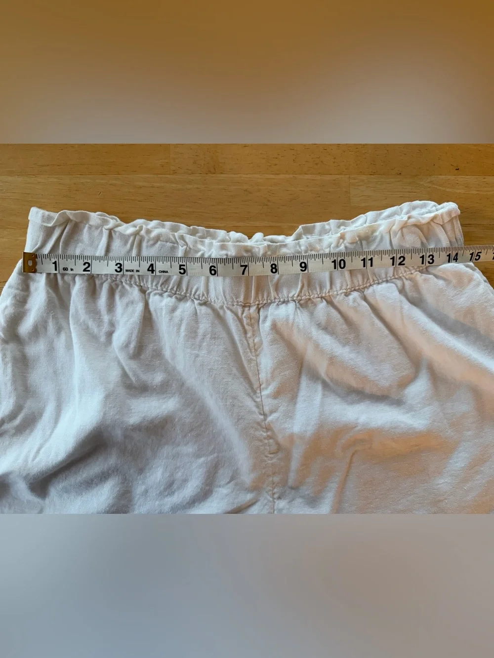 Universal Thread White Women's Elastic Waist Athletic Shorts
